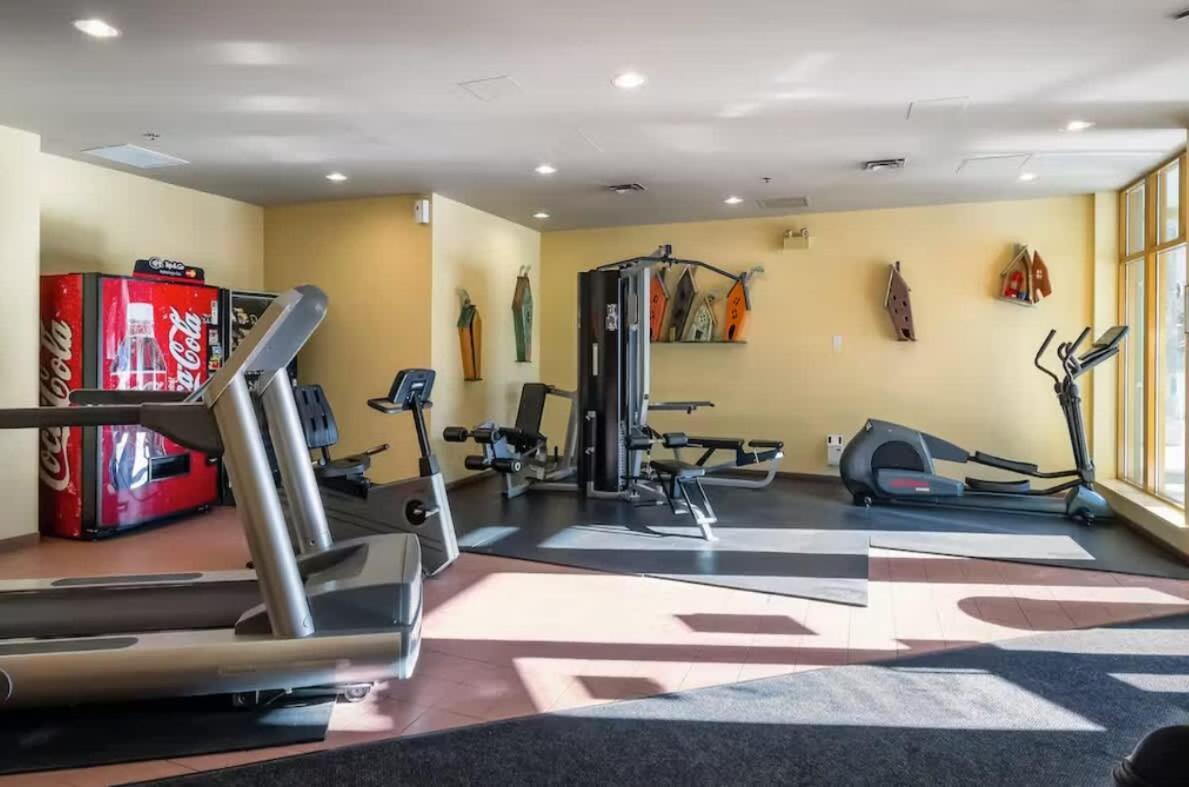 Renovated 1Bed-1Bath In Village With Pool, Hot Tub, And Sauna Whistler Esterno foto