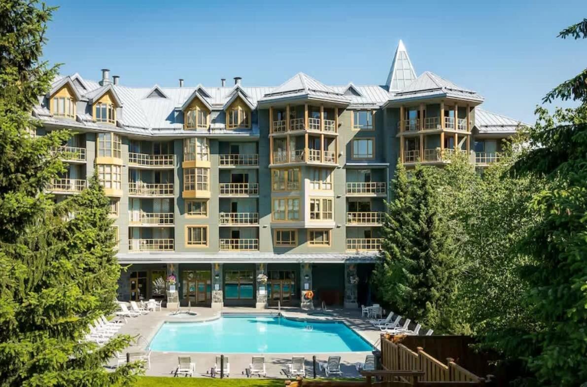 Renovated 1Bed-1Bath In Village With Pool, Hot Tub, And Sauna Whistler Esterno foto