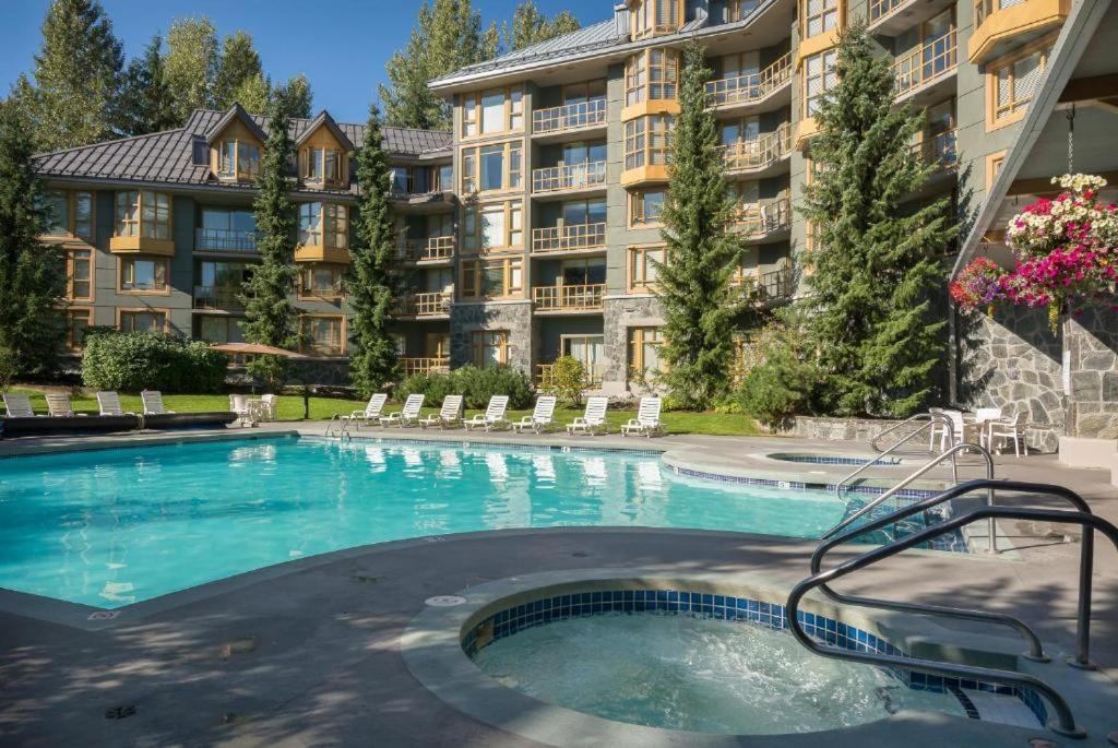 Renovated 1Bed-1Bath In Village With Pool, Hot Tub, And Sauna Whistler Esterno foto